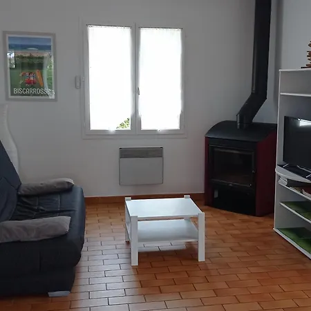 Maison T4 Avec Grande Terrasse Couverte, Boulodrome Et Jardin Clos - - Fr-1-521-218 בית נופש ביסקארוס
